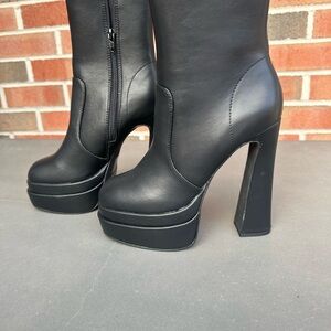 Forever 21 Black Platform Heeled Boots